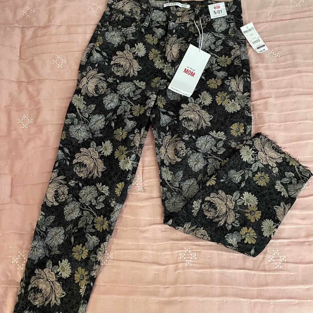 Size 5 black with multicolor flowers mom jean style  cute fit
